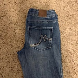 Low rise jeans